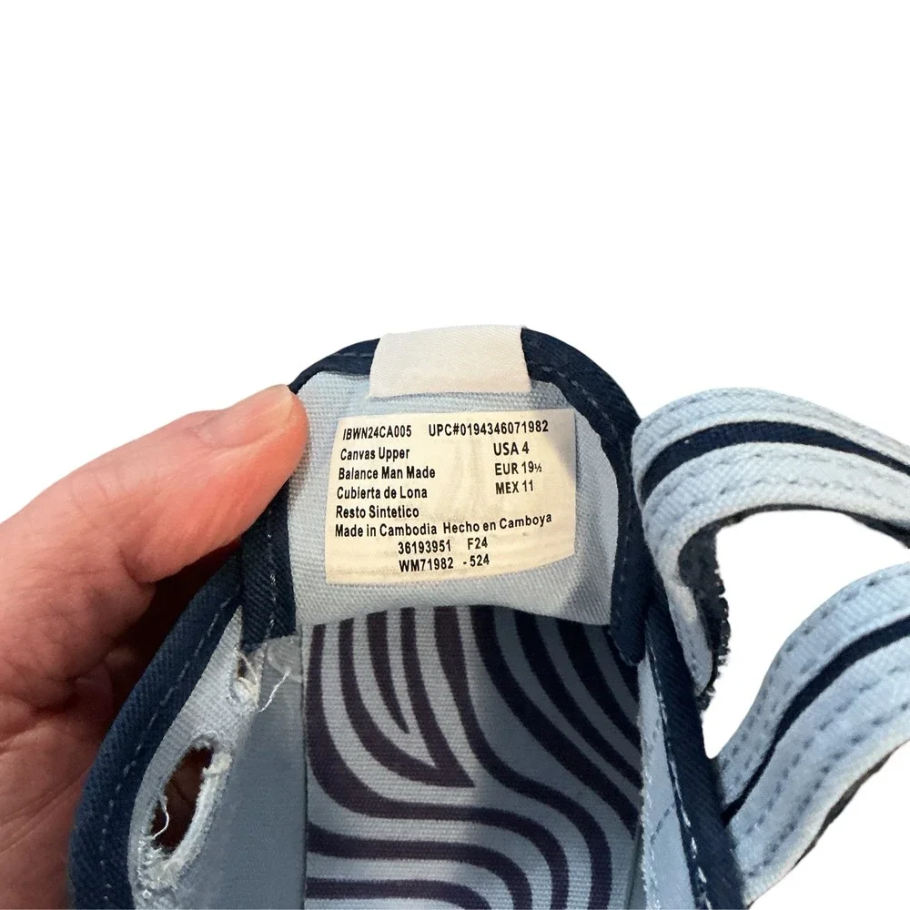 Wonder Nation Baby Boy Shoes Size 4 Bundle Blue Canvas Sneakers Sherpa Boots